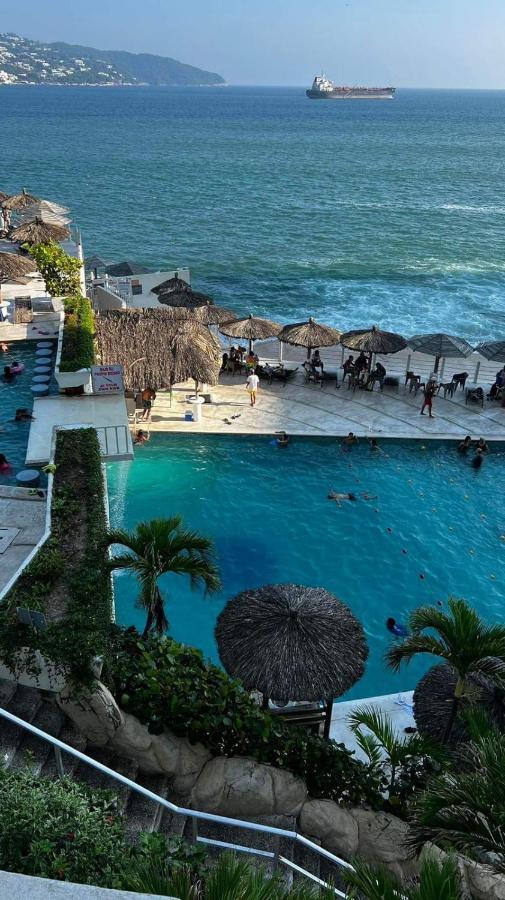 Hotel Torres Gemelas Vista Al Mar A Pie De Playa Acapulco Zewnętrze zdjęcie